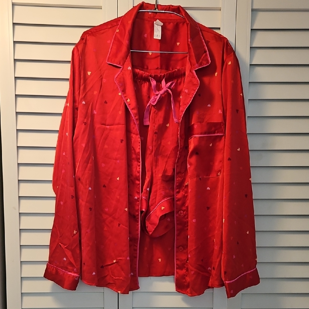 Stars Above Red Heart Pajama Set